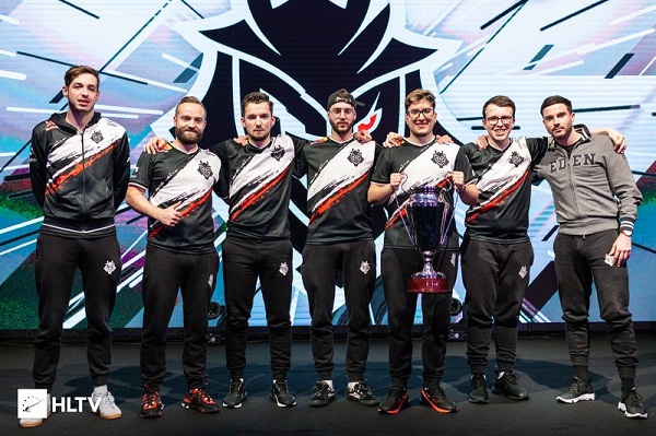 上做足文章 上做足文章